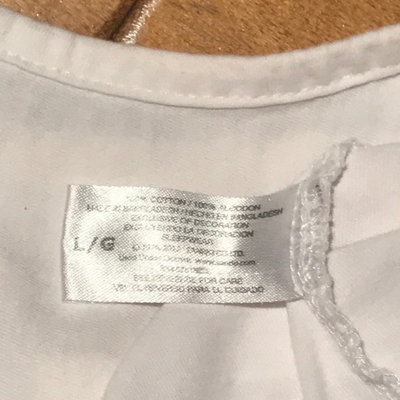 Hello Kitty Tank Top - Picture 3 of 4